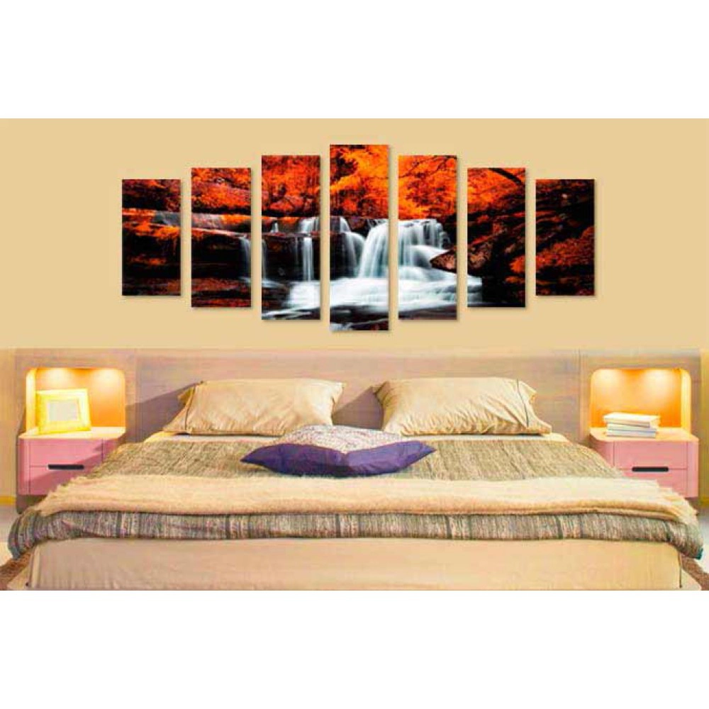 Cascada din padure 21556