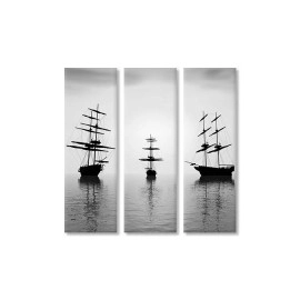 Corabii pe mare 4690