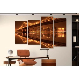 Pod luminat in apa 23924